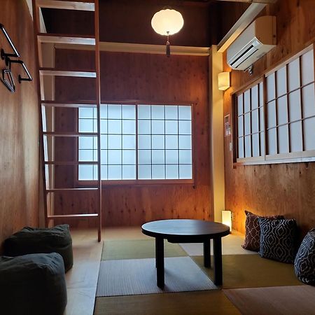 Vacation"Ninja"House Secretbase Near Asakusa Präfektur Tokio Exterior foto
