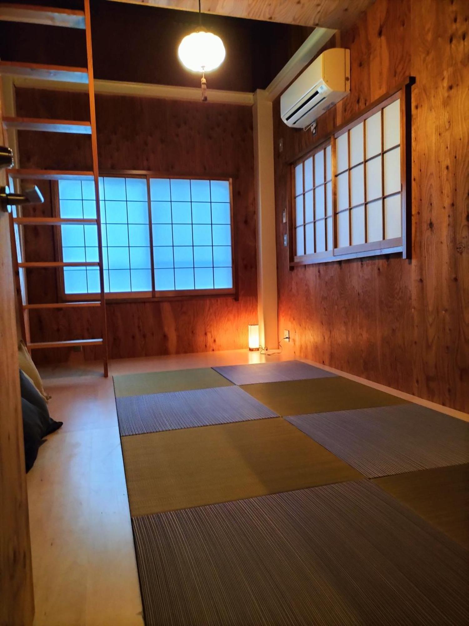 Vacation"Ninja"House Secretbase Near Asakusa Präfektur Tokio Exterior foto